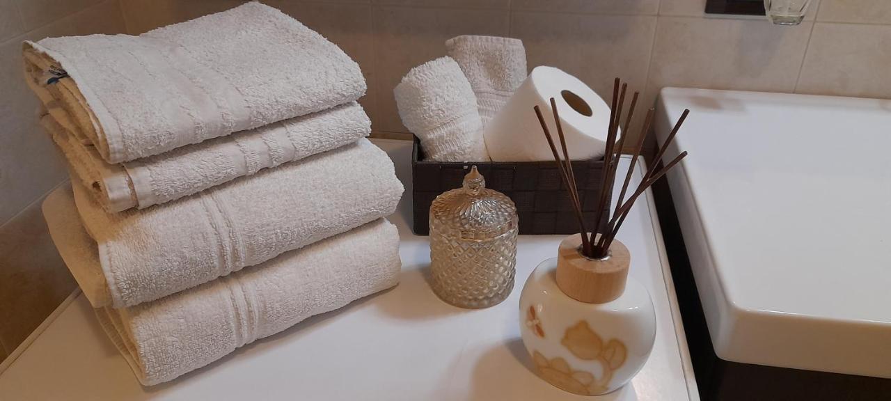 Holiday-Home-Desenzano Desenzano del Garda Ngoại thất bức ảnh
