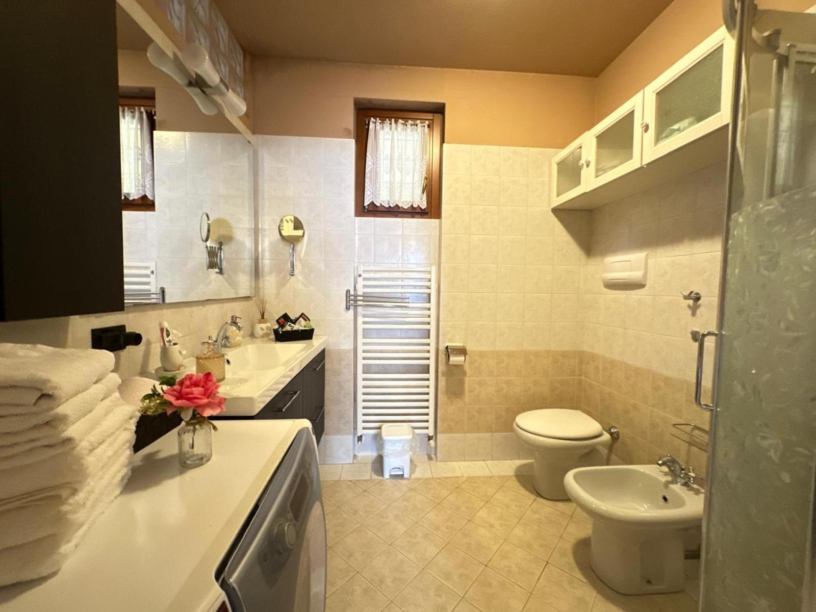Holiday-Home-Desenzano Desenzano del Garda Ngoại thất bức ảnh